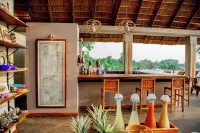 Lemala Wildwaters Lodge - bar