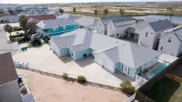 Fun 2 Bedroom Pets Pool Sleeps 6