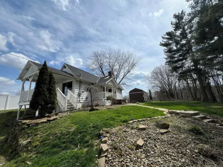 Retreat on Lake Milton 2 bed