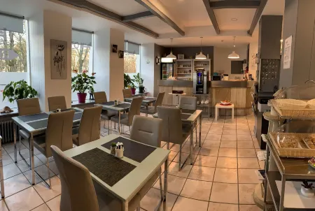 Hôtel Agena Отели в г. Брест