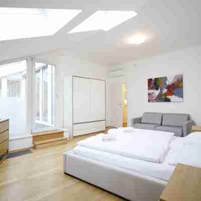 HeyMi Apartments Oper Rooms