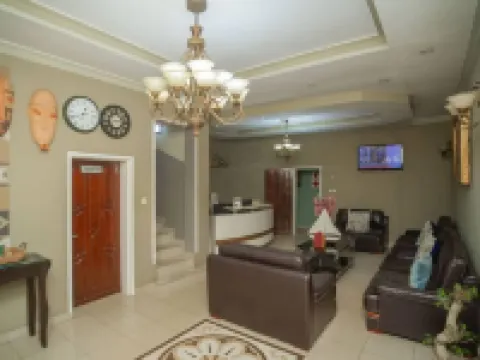 รีทรีตสุดมีเสน่ห์ ใน ลูบุมบาชี โรงแรมในลูบุมบาชิ