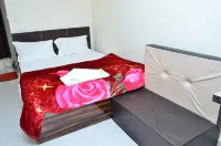 L.R.麗晶飯店 馬圖拉住宿飯店