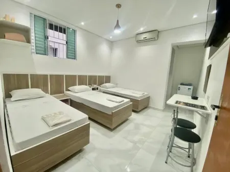 Hotel Praça da Árvore - São Paulo Expo Отели рядом с достопримечательностью «Зоопарк Сан-Паулу»