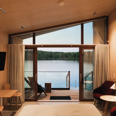 Bella Lake Resort