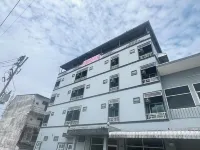 Terminal2 Hotel Phukettown Отели рядом с достопримечательностью «VR COMPUTER PHUKET»