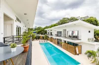 In the Shade Hotel - Coworking - 300Mbit - Adults Only - Beach