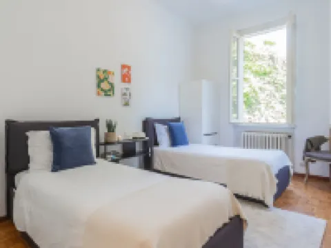 Villa Chiara Moltrasio with Private Garden by Rent All Como Hotels in Moltrasio