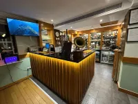 The Bell and Bottle Hotels in Beaconsfield