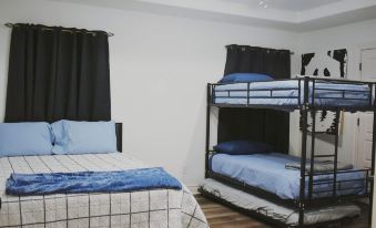 Family Luxury Home With Pool in Mcallen Near by Hospitals and Stores