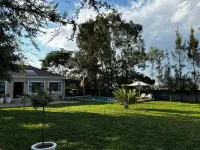 Stunning 2 bed With Pool - 2275 Hotels near Robert Gabriel Mugabe International Airport