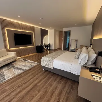 Casa Aurora Luxury Hotel