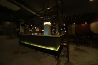 The Vern at Blvd - bar