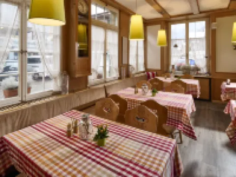 Baeren Hotel, the Bear Inn Hotels in Wilderswil