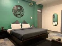 HOM House of MannMauji Riverside Hotels in Manikaran