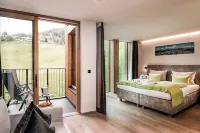 Panoramic Lotsch Hotels in Sarntal