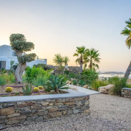Luxury Villa Delphinus - Allparos Villas