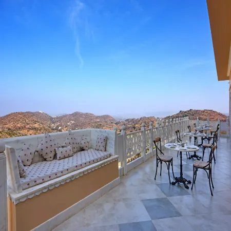 Fateh Safari Suites by Fateh Collection