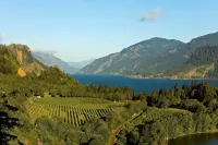 Under Canvas Columbia River Gorge Hotels in Klickitat County