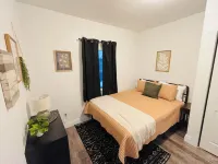 Kit Carson Bungalow: AC/Heat + Pets Free!