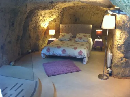 Beautifully decorated and renovated house in Amboise Отели рядом с достопримечательностью «Парк Мини-Шато»