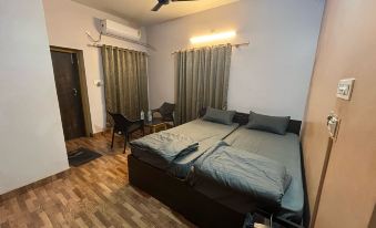 HOTEL NEELAM INN