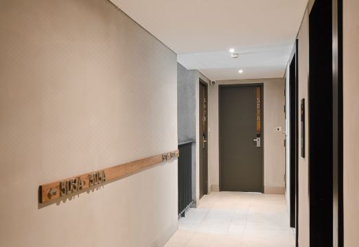 트리플 E 호텔 메트로 벤탄