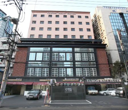 Yuwon Hotel
