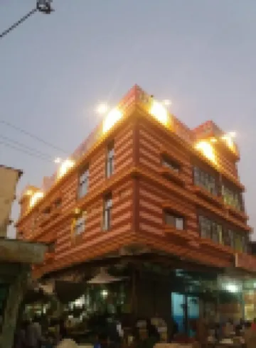 잠 잠 호텔 & 게스트 하우스 미르푸르카스  호텔