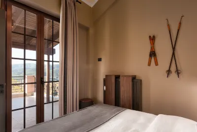 GM Luxury Suites Kalavryta فنادق في Aigialeia