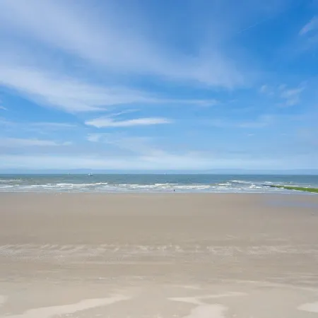 Apartment in Ostend Near North Sea