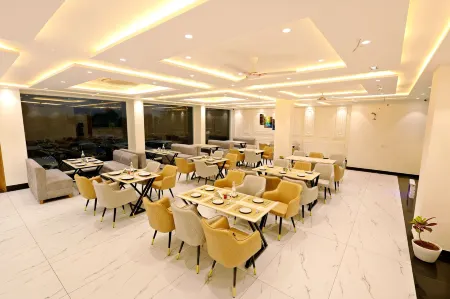 The GM Luxe Hotel Near Shree Khatu Shyam Ji Mandir Отели рядом с достопримечательностью «KHATU SHYAM JI»