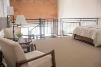 Stylish Condo Downtown Sandusky Hotels near Toft's