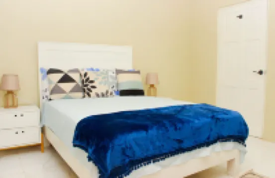 Peaceful Retreat Hotels in Discovery Bay