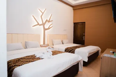 Hotel Grha Somaya Hoteller i Sorosutan