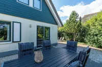 朱利安娜多普海灘附近的別墅