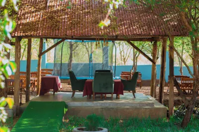 Mkomazi Hotels and Campsite Hotel a 