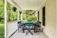 BEST TOWN! PoshPadsCT "TUNNEL" 4-BR HEATED SPA-POOL, Bike, Hiking, NYC 1.5 Hrs