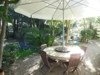 Villa with floor and garden