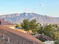 Spacious 4-bedroom house in phenomenal Rio Rancho with WiFi, AC
