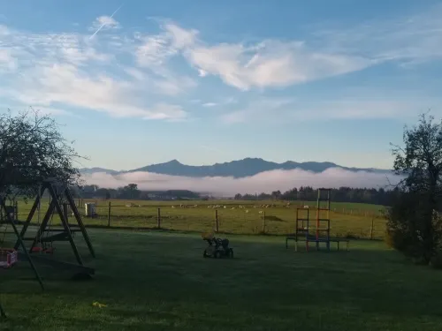 Apartment mountain view Hotels in Eggstätt