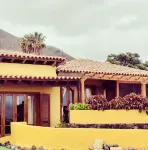 Large Heated Pool, Hot Tub, Bar, Games Room, Gym, 2 Caves, New Outdoor Kitchen Hotels near Tenerife South Airport