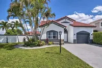 Luxury 3BR-2 1/2 Bath w/Patio Entertainment area Hotels near Mount Hermon AME Church
