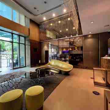 KL Tower Spacious Parkview 1BR w/ Balcony near Greenbelt Mall Makati Others