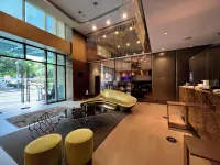 KL Tower Spacious Parkview 1BR w/ Balcony near Greenbelt Mall Makati