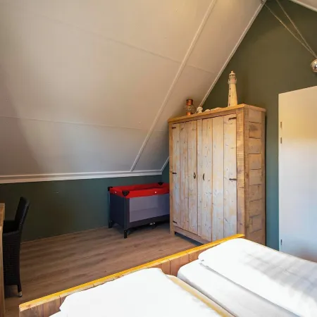 Villa in Callantsoog with Whirlpool and Beach Hoteles en Callantsoog