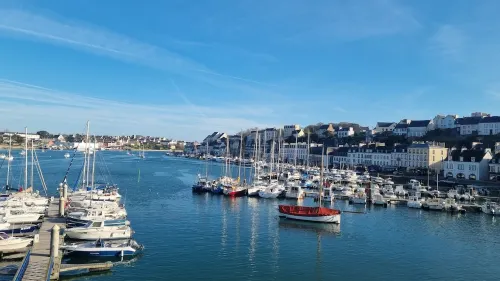 Nice apartment sea view Hotels in Audierne