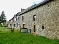 Set in the Normandy countryside, with many tourist attractions within 30 minutes