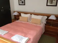 Beautiful Townhouse for golfers and beach holidays in sunny Vilamoura