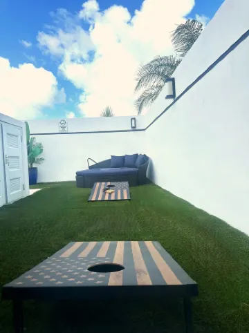 Outdoor Pool with Bar-B-Q & Television, Indoor Pool Table, Indoor Bar, PS5, Etc.